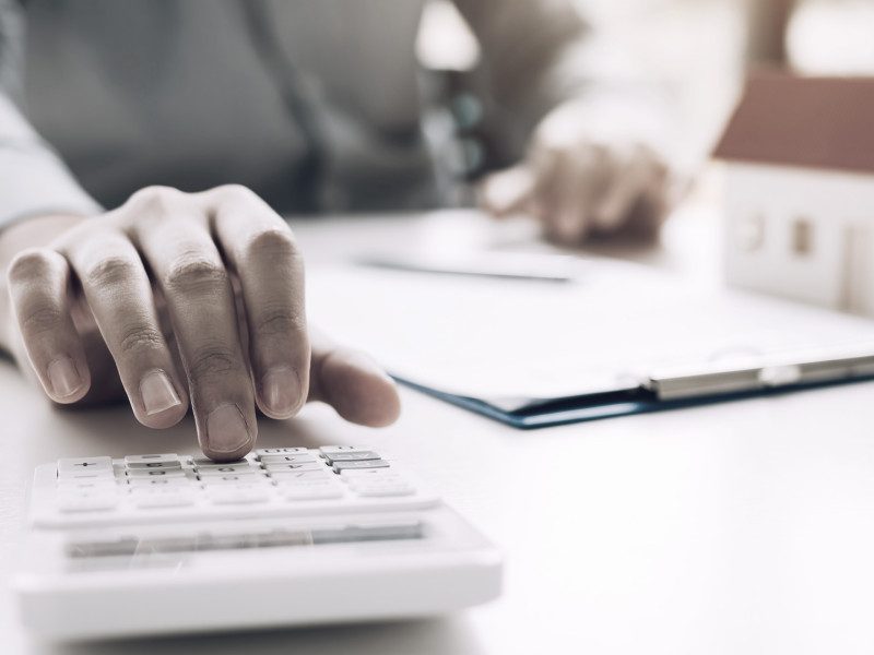 Budgeting Tips for Purchasing Pre-sale 